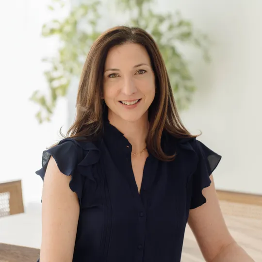 Amiee Munro, Agent in  - Compass