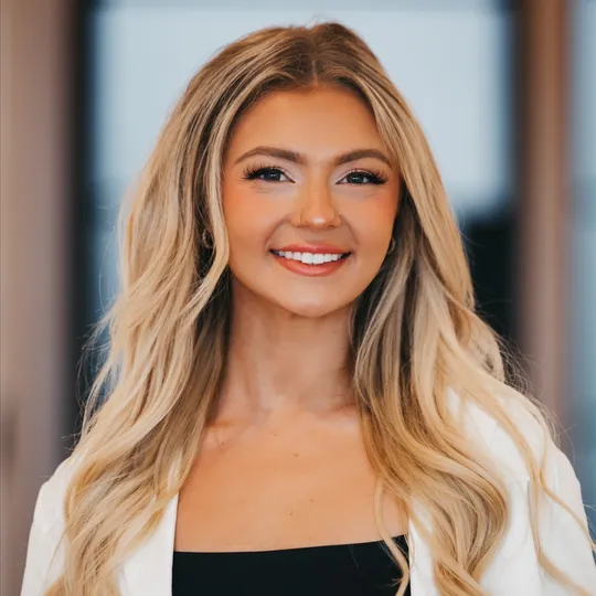 Emily Rossman, Agent in  - Compass