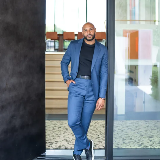 Stephen Austin, Agent in  - Compass