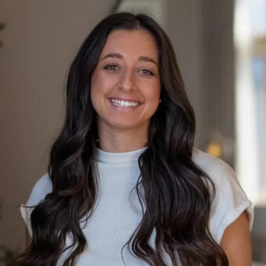Danielle Shapiro, Agent in  - Compass