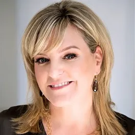 Sydney McCann, Agent in  - Compass