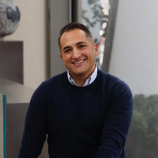 Bobby Larrea, Agent in  - Compass