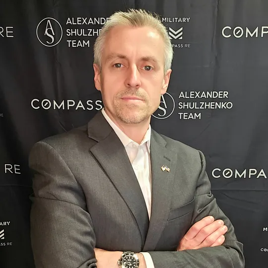 Alexander Shulzhenko, Agent in  - Compass