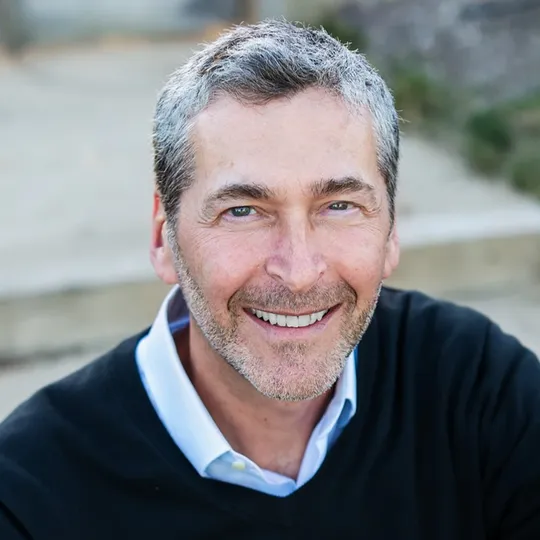 Jeff Van Houten, Agent in  - Compass