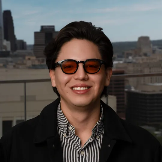 Jose Martinez, Agent in  - Compass