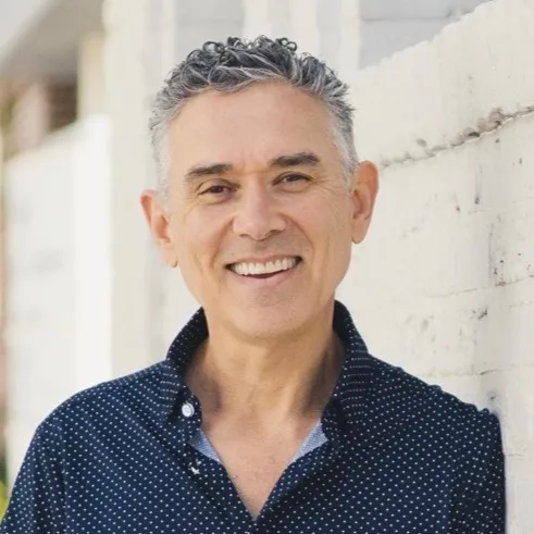 Alex Plotkin, Agent in  - Compass