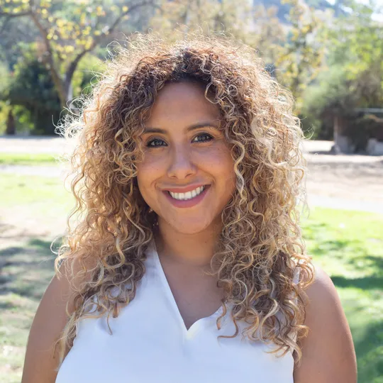 Reina Sandoval, Agent in  - Compass