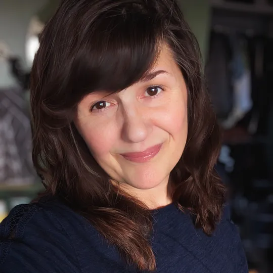 Anjo Foster, Agent in  - Compass