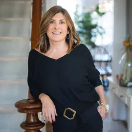 Cathy Duff-Poritzky, Agent in  - Compass