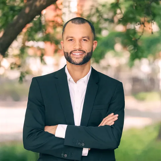 Ronald Harvey, Agent in  - Compass