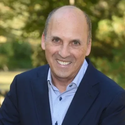 Peter Locker, Agent in  - Compass