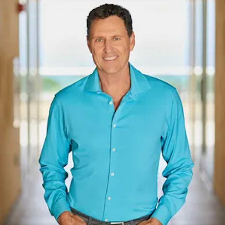 Headshot of Jay Rubenstein