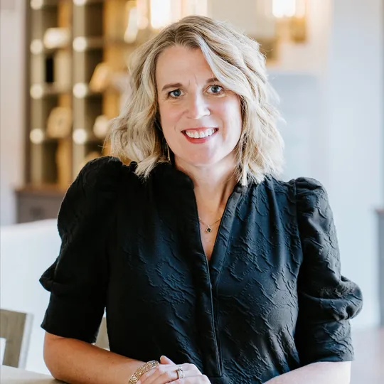 Bridget DuMont, Agent in  - Compass