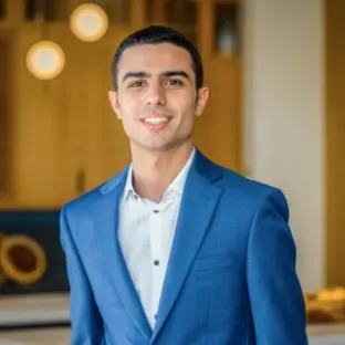 Daniel Sherazi, Agent in  - Compass