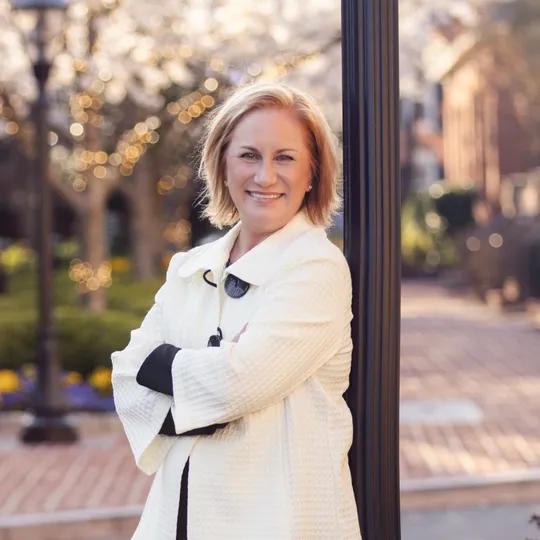 Nicky McDonnell, Agent in  - Compass