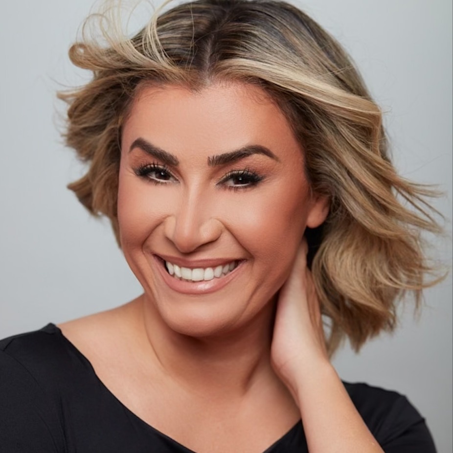 Headshot of Anita Allahverdi