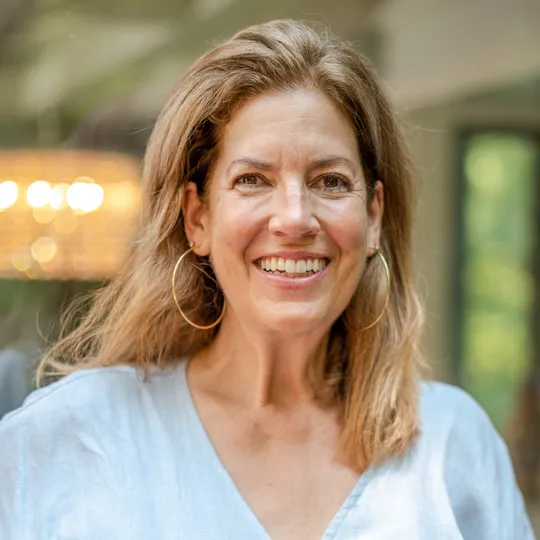 Stacy Lynch, Agent in  - Compass