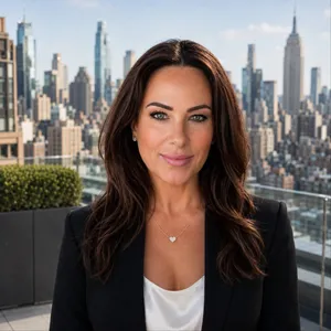 Daniella Leon's Profile Photo