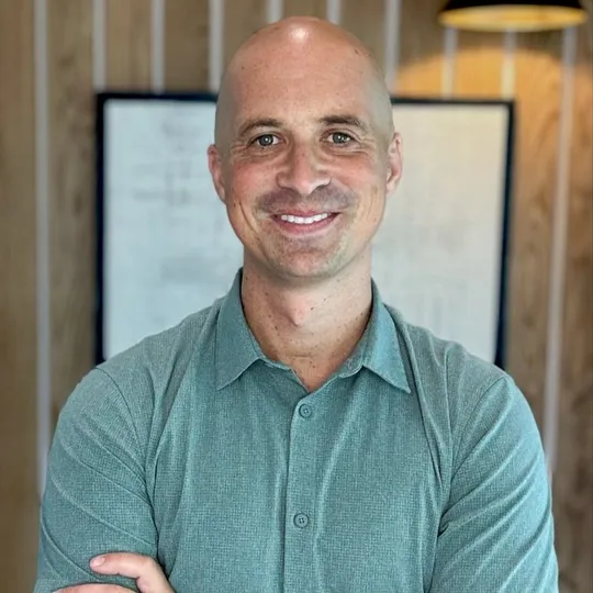 Sam Miller, Agent in  - Compass