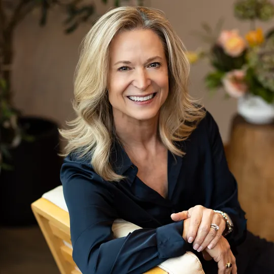 Linda Peffer, Agent in  - Compass