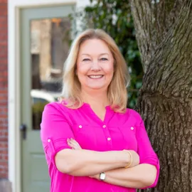 Deana Corrigan, Agent in  - Compass