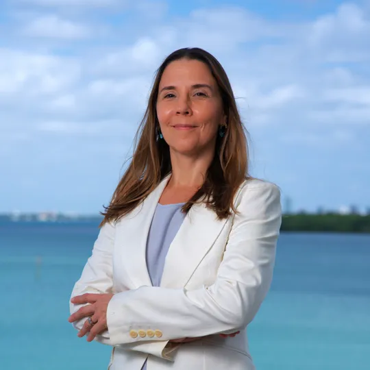 Tatiana Volpini Everett, Agent in  - Compass