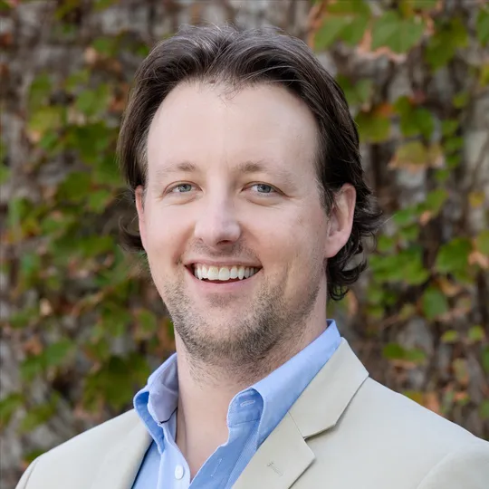 Ben Gatlin, Agent in  - Compass