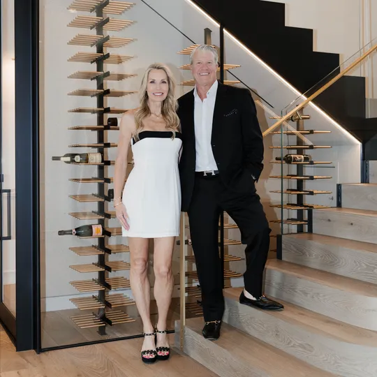 Austin Luxury Group, Agent in  - Compass