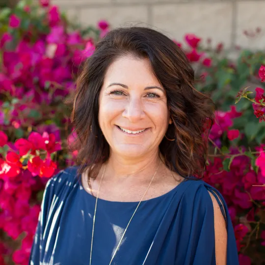 Lisa Susca, Agent in  - Compass