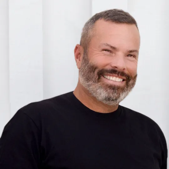 Keith Markovitz, Agent in  - Compass