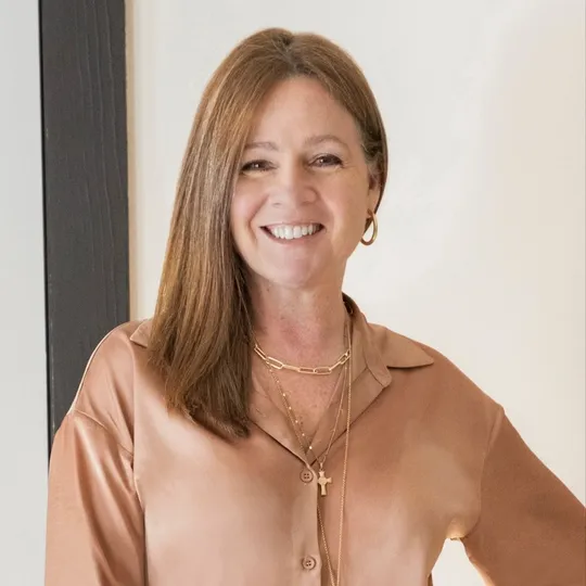 Diane Mollica, Agent in  - Compass