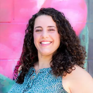 Amanda Pesch, Real Estate Agent - Compass