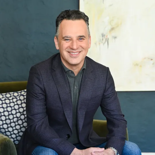 Mo Salimi, Agent in  - Compass