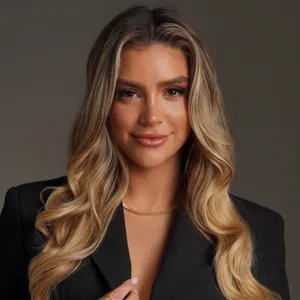 Steph Magellan's Profile Photo