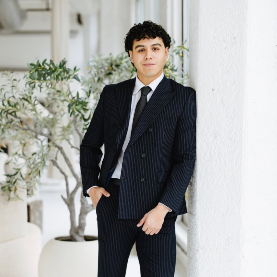 Headshot of Fidel Lopez