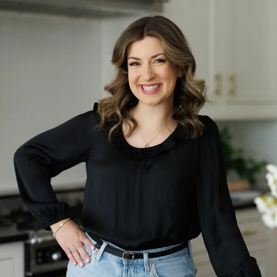 Rylee McMaster, Agent in  - Compass