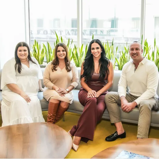 RZ Team, Agent in  - Compass