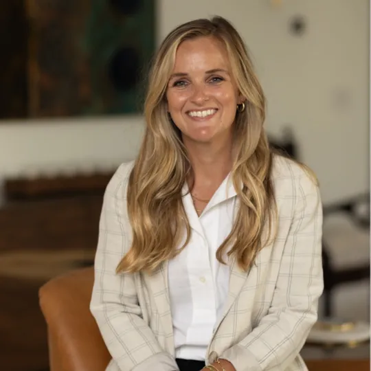 Emilee Gilbert, Agent in  - Compass