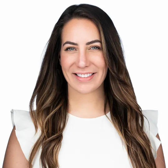 Maggie Gonzalez, Agent in  - Compass