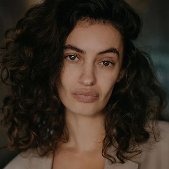 Marina Komesarovic, Agent in  - Compass
