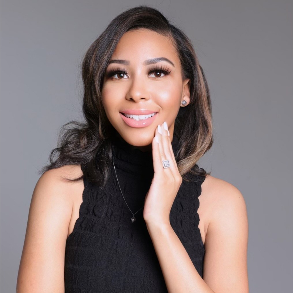 Headshot of Shannyn Johnson