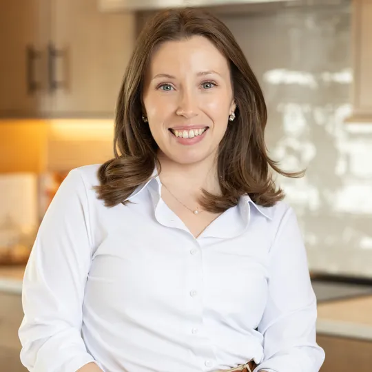 Rachel McLoughlin, Agent in  - Compass