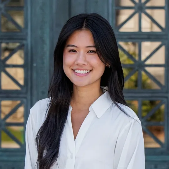 Kathleen Su, Agent in  - Compass