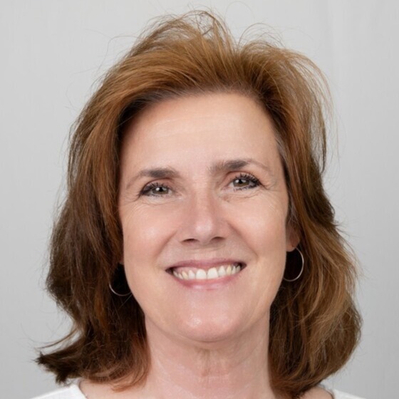 Headshot of Dianne Gaines