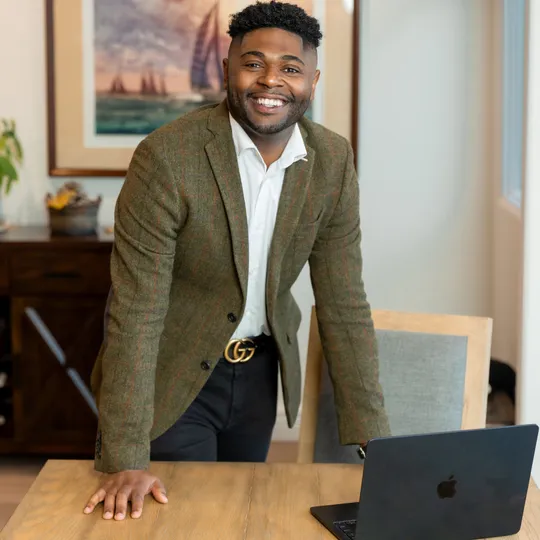 Darrell Williams, Agent in  - Compass