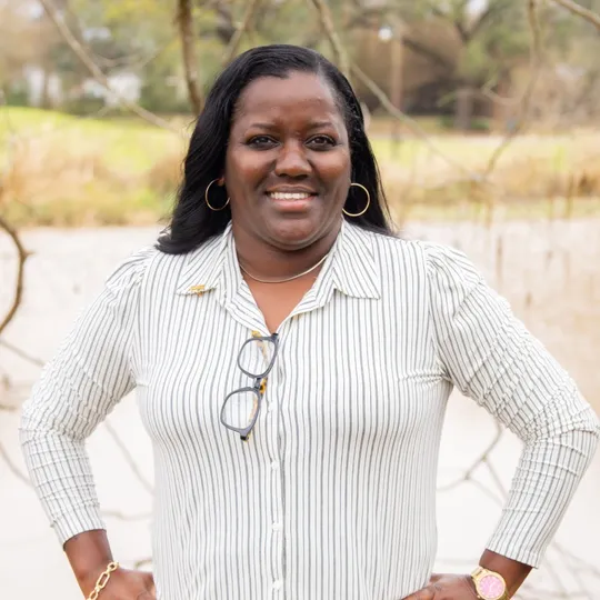 Tangie Narcisse, Agent in  - Compass