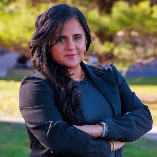 Leandra Navetta, Agent in  - Compass