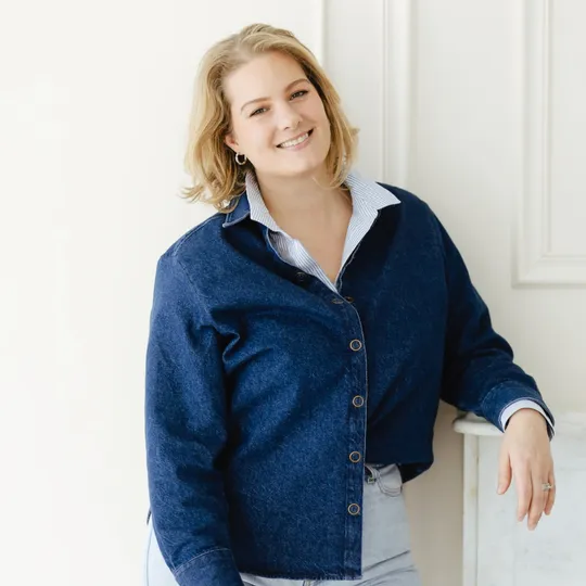 Malarie Starosta, Agent in  - Compass