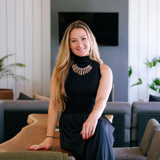 Kelsey Varga, Agent in  - Compass