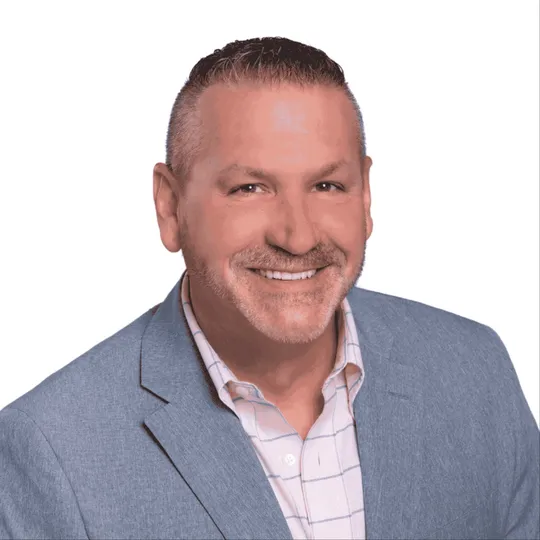 Lonie Welch, Agent in  - Compass